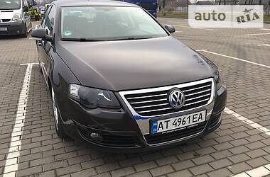 Седан Volkswagen Passat 2005 в Коломые