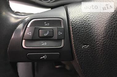 Седан Volkswagen Passat 2011 в 