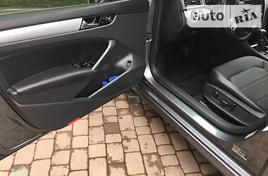 Седан Volkswagen Passat 2011 в 