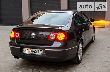 Седан Volkswagen Passat 2008 в Стрые