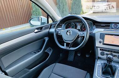 Седан Volkswagen Passat 2016 в 