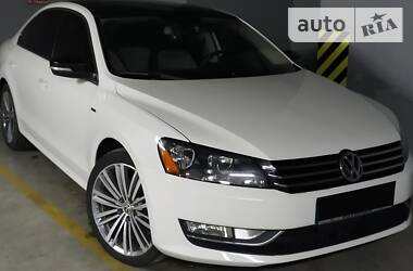 Седан Volkswagen Passat 2015 в 