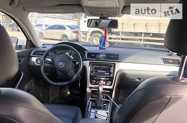 Седан Volkswagen Passat 2012 в 