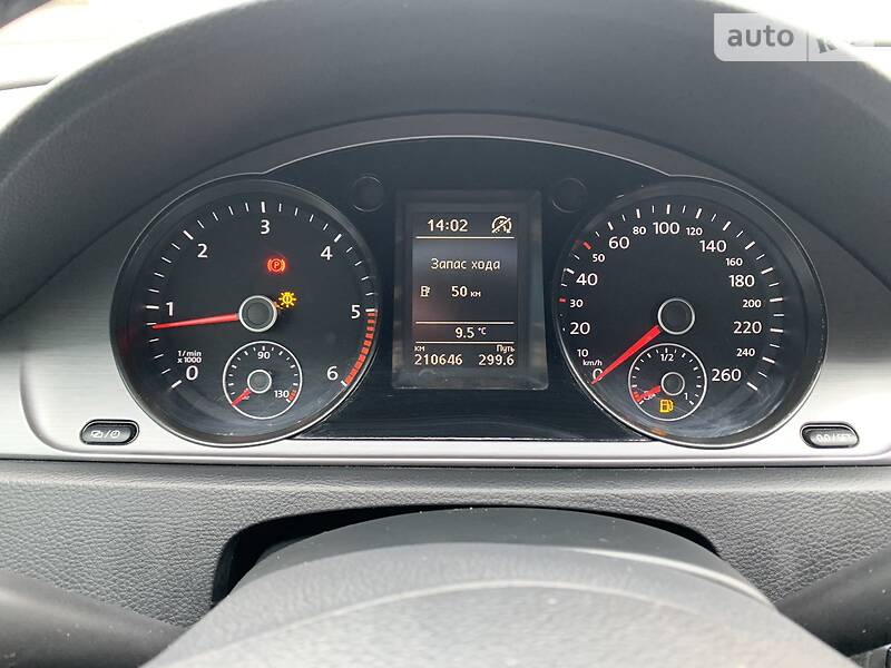 Універсал Volkswagen Passat 2014 в Кропивницькому