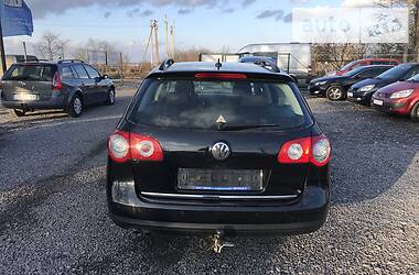 Универсал Volkswagen Passat 2006 в Староконстантинове