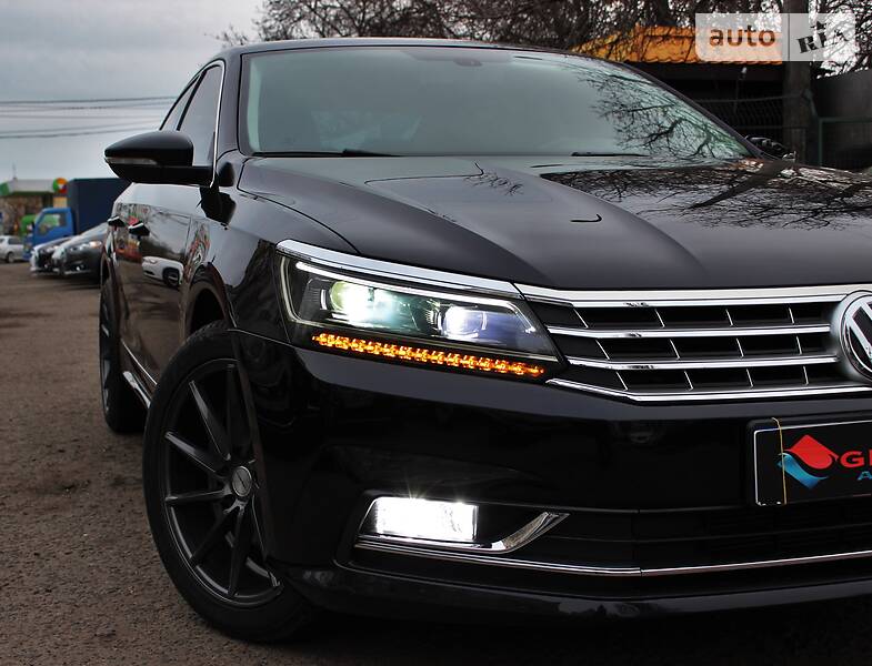 Седан Volkswagen Passat 2017 в Одесі