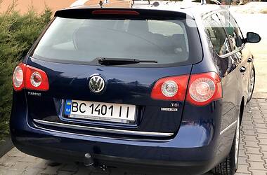 Універсал Volkswagen Passat 2009 в 