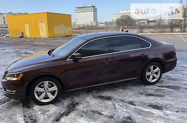 Седан Volkswagen Passat 2012 в 
