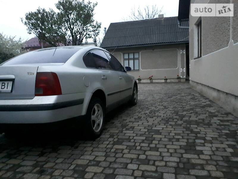 Седан Volkswagen Passat 1997 в Сторожинці