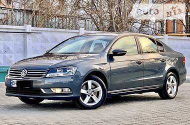 Volkswagen Passat 2011
