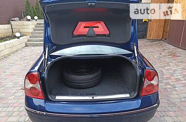 Седан Volkswagen Passat 2004 в 