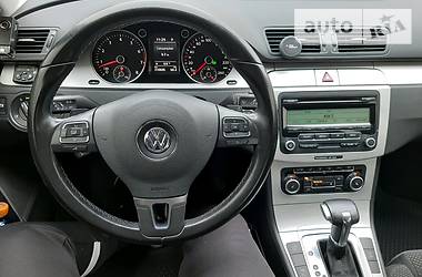 Седан Volkswagen Passat 2010 в Харкові