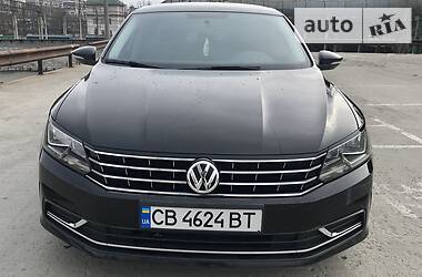 Седан Volkswagen Passat 2015 в 