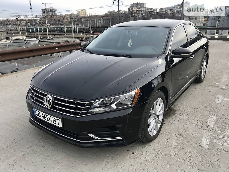 Седан Volkswagen Passat 2015 в Києві