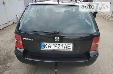 Універсал Volkswagen Passat 2001 в 