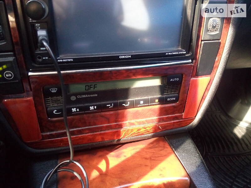 Седан Volkswagen Passat 2002 в Івано-Франківську