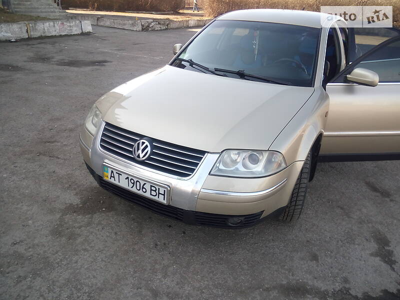 Седан Volkswagen Passat 2002 в Івано-Франківську