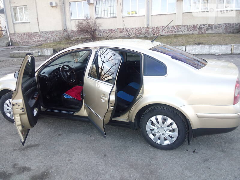 Седан Volkswagen Passat 2002 в Івано-Франківську
