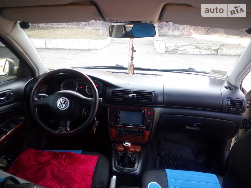 Седан Volkswagen Passat 2002 в Івано-Франківську