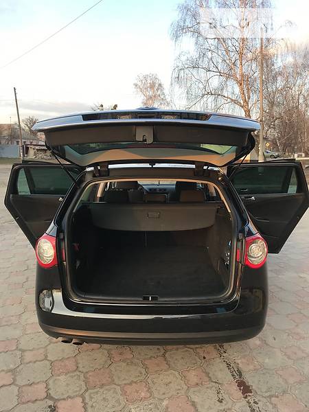 Універсал Volkswagen Passat 2006 в Ізюмі