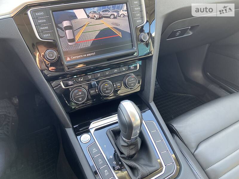 Седан Volkswagen Passat 2015 в Львові фото 17 Седан Volkswagen Passat 2015 в Львові