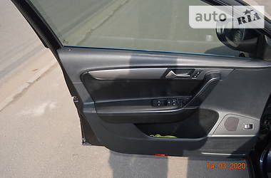 Універсал Volkswagen Passat 2012 в 