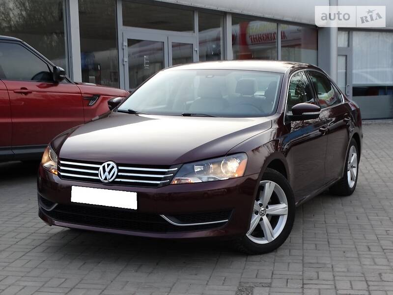 Седан Volkswagen Passat 2013 в Дніпрі