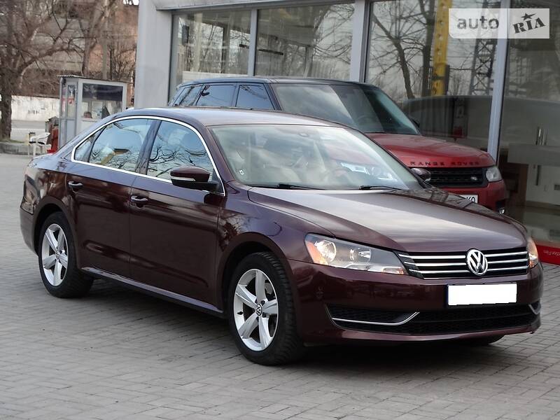 Седан Volkswagen Passat 2013 в Дніпрі
