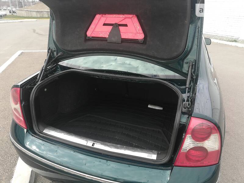 Седан Volkswagen Passat 2002 в Дніпрі