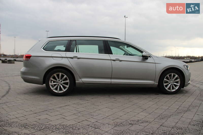 Универсал Volkswagen Passat 2015 в Львове