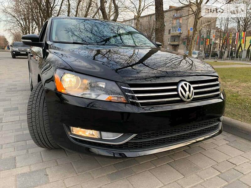 Седан Volkswagen Passat 2015 в Дніпрі