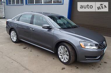 Седан Volkswagen Passat 2014 в Чернигове