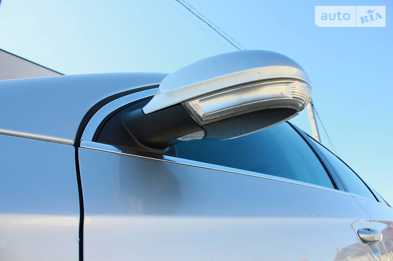 Універсал Volkswagen Passat 2009 в Львові