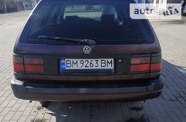Універсал Volkswagen Passat 1991 в 