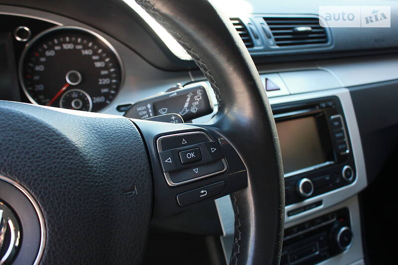 Універсал Volkswagen Passat 2009 в Львові
