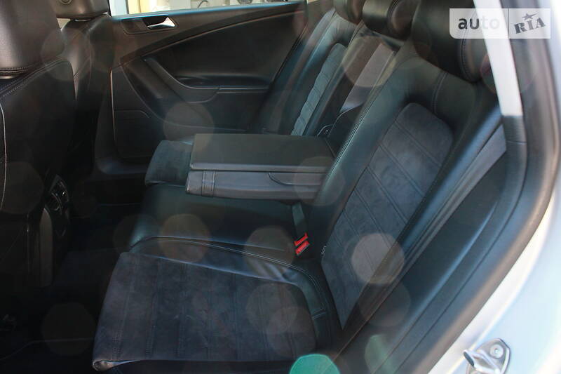 Універсал Volkswagen Passat 2009 в Львові