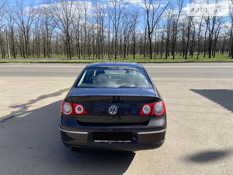 Седан Volkswagen Passat 2009 в Полтаві