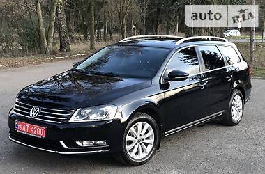 Універсал Volkswagen Passat 2012 в 