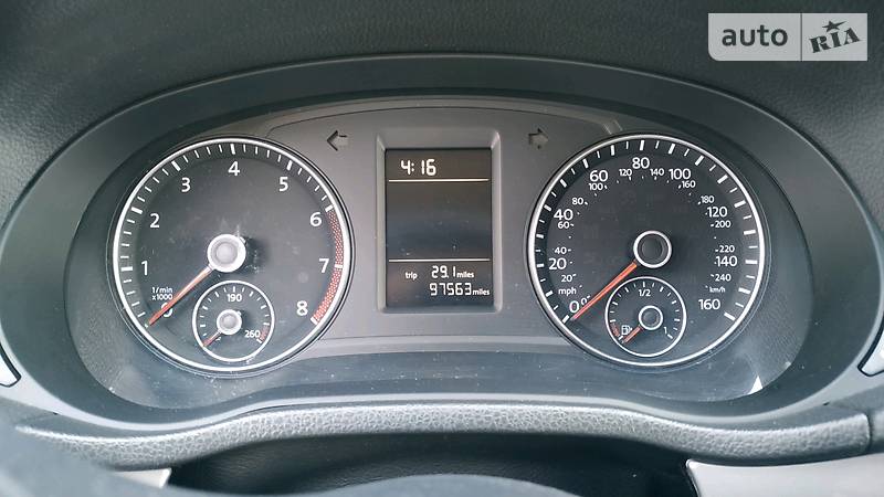 Седан Volkswagen Passat 2013 в Києві