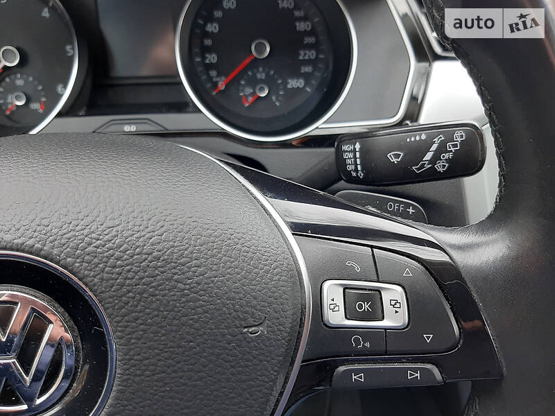 Універсал Volkswagen Passat 2015 в Бердичеві