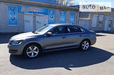 Седан Volkswagen Passat 2013 в 