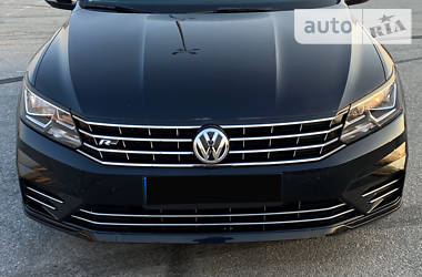 Седан Volkswagen Passat 2018 в 