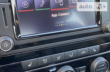 Седан Volkswagen Passat 2018 в 