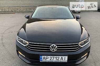 Седан Volkswagen Passat 2015 в 