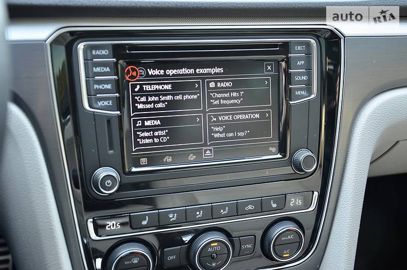 Седан Volkswagen Passat 2018 в Києві