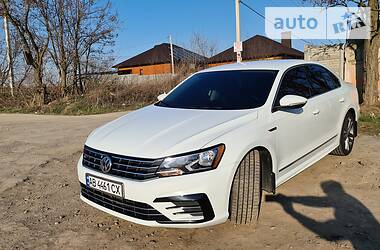 Седан Volkswagen Passat 2017 в Вінниці
