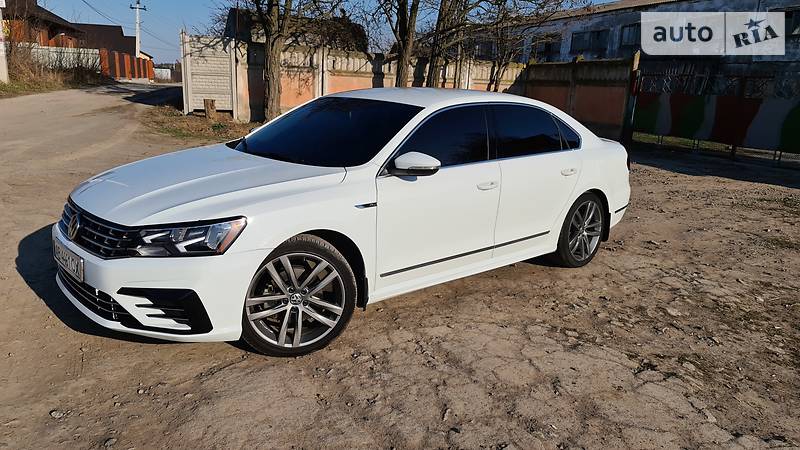 Седан Volkswagen Passat 2017 в Вінниці