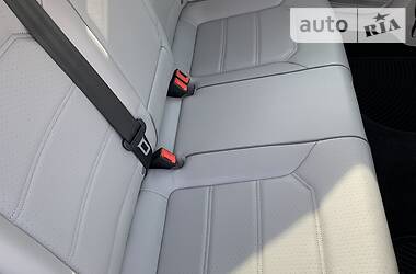 Седан Volkswagen Passat 2016 в 