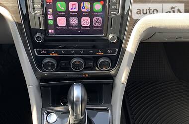 Седан Volkswagen Passat 2016 в 