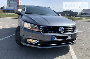 Седан Volkswagen Passat 2016 в 